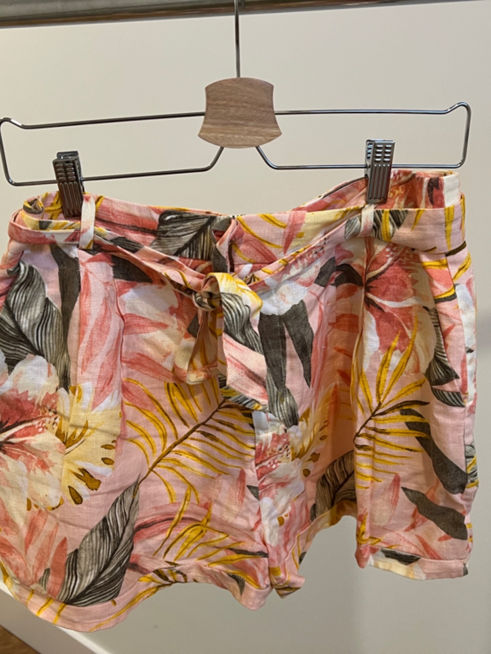 Joie Pink Floral Tie-Waist Linen Blend Shorts